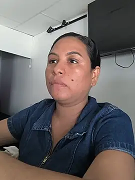 Snapshot of Francesca_ferrari chatting on 26, 7, 2026 Francesca ferrari online show from 26, 7, 2026