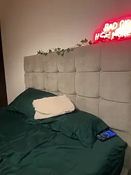 haileyhope  online show from 30, 3, 2026