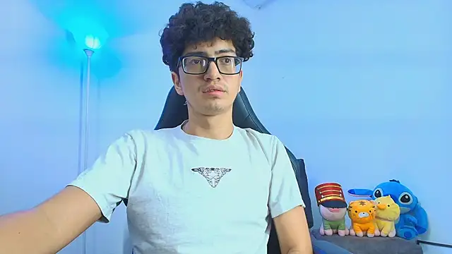 TylerWhite  online show from 19, 11, 2025