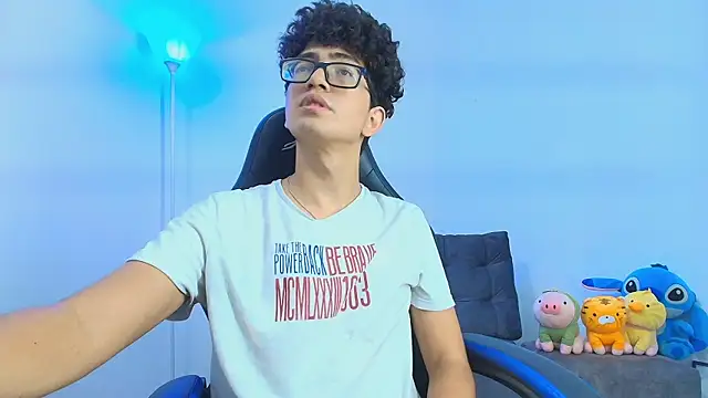 TylerWhite  online show from 14, 11, 2025