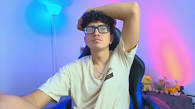 TylerWhite  online show from 6, 1, 2026