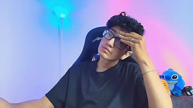 TylerWhite  online show from 2, 2, 2026