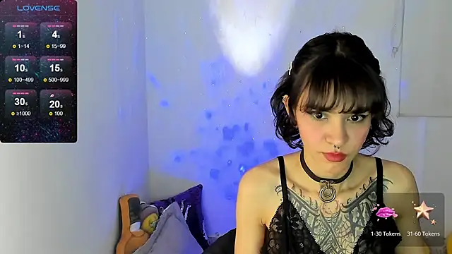 Snapshot of Badxbitch chatting on 3, 12, 2024 Badxbitch online show from 3, 12, 2024