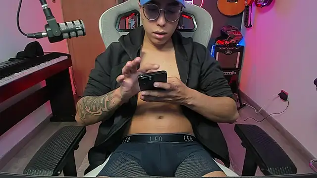 Snapshot of granxarma960 chatting on 9, 1, 2025 granxarma960 online show from 9, 1, 2025