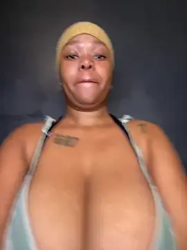 Snapshot of Mandy-101 chatting on 1, 7, 2026 Mandy-101 online show from 1, 7, 2026