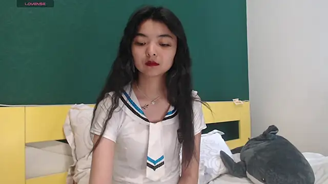 Snapshot of Shy_Kira chatting on 4, 6, 2026 Shy Kira online show from 4, 6, 2026