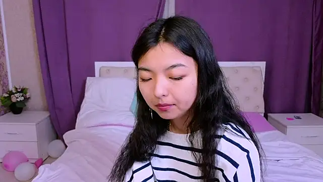 Shy Kira online show from 21, 2, 2025