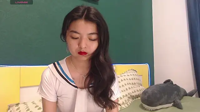 Snapshot of Shy_Kira chatting on 12, 6, 2026 Shy Kira online show from 12, 6, 2026