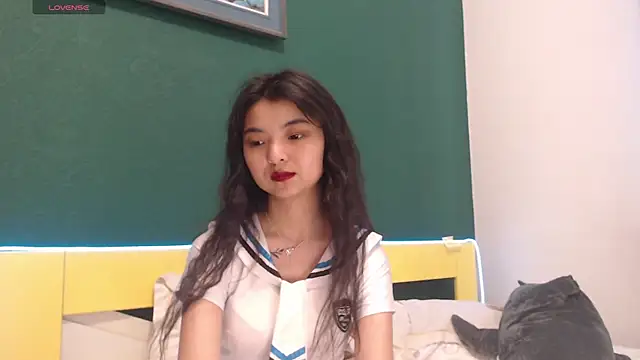 Snapshot of Shy_Kira chatting on 1, 6, 2026 Shy Kira online show from 1, 6, 2026