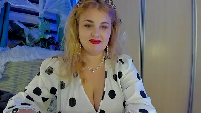 CoraSwon online show from 31, 10, 2025