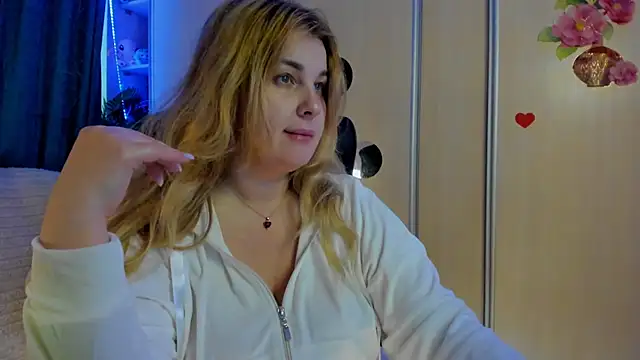 CoraSwon online show from 14, 4, 2026