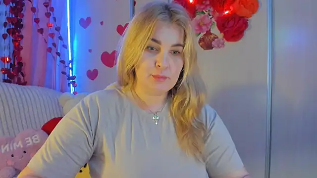 CoraSwon online show from 26, 2, 2025