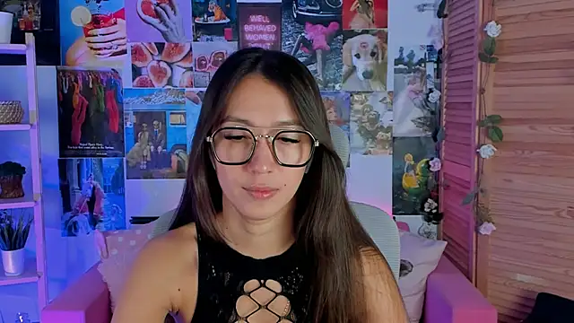 LanaBaker online show from 9, 3, 2025