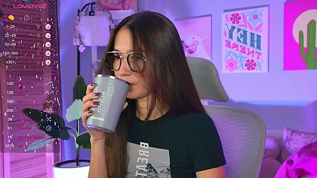 LanaBaker online show from 15, 10, 2025