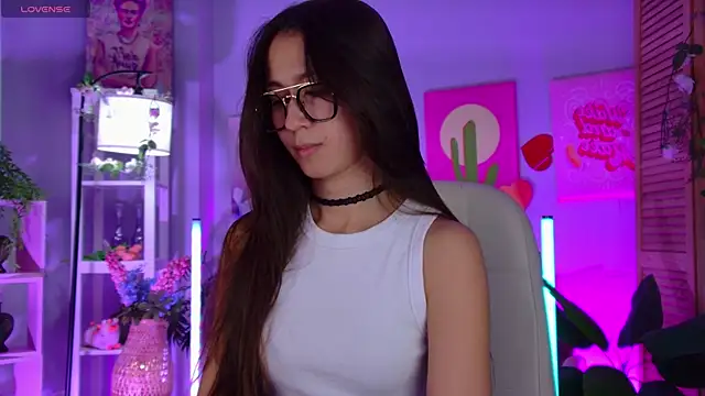 LanaBaker online show from 22, 4, 2026