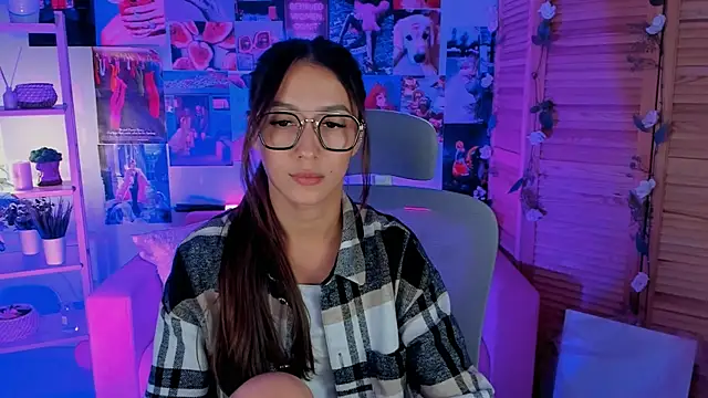 LanaBaker online show from 13, 3, 2025