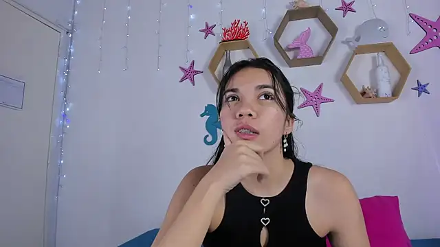 Emiily Parkerr online show from 12, 2, 2025