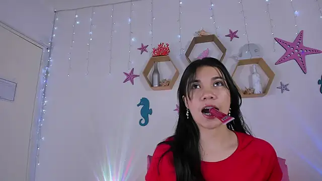 Emiily Parkerr online show from 28, 2, 2025