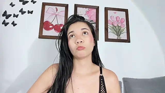 Emiily Parkerr online show from 21, 4, 2026