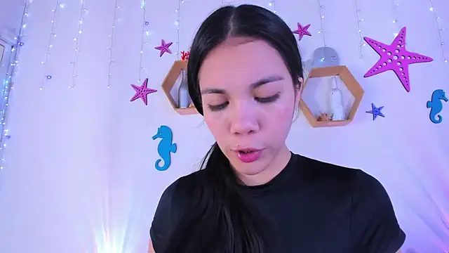 Emiily Parkerr online show from 11, 11, 2025