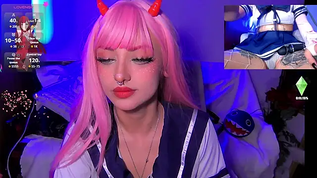 HollyDominic online show from 3, 10, 2025