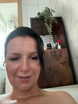 Off  Melonenmandy online show from 15, 6, 2026