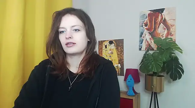 juicyNadine online show from 14, 2, 2025