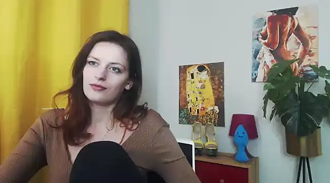 juicyNadine online show from 24, 2, 2025