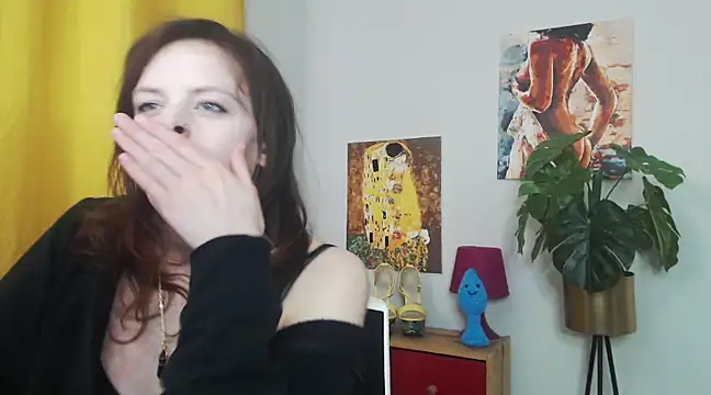 juicyNadine online show from 21, 2, 2025