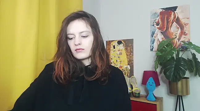juicyNadine online show from 18, 3, 2025