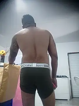 SaucyAffair0 online show from 5, 4, 2026