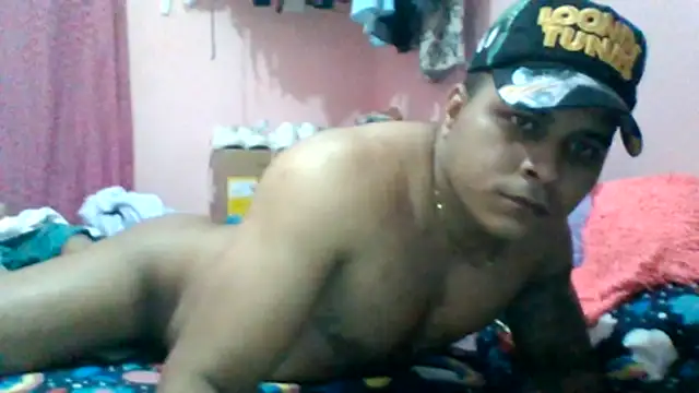 SaucyAffair0 online show from 18, 7, 2026
