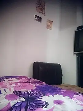 SaucyAffair0 online show from 29, 3, 2026