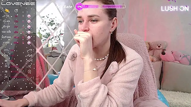 Bella  Swoon online show from 10, 10, 2025