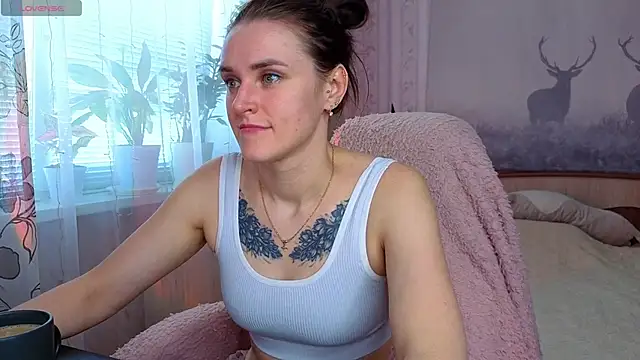 Bella  Swoon online show from 26, 5, 2026