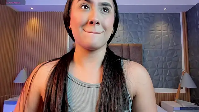 paulina sweett  online show from 22, 12, 2025