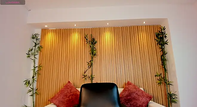 paulina sweett  online show from 18, 4, 2026