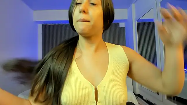 paulina sweett  online show from 12, 1, 2026