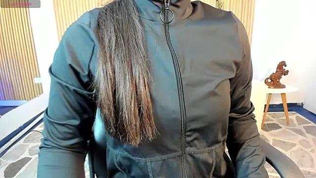 paulina sweett  online show from 13, 1, 2026