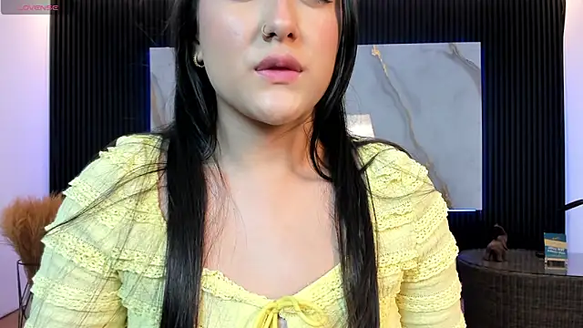 paulina sweett  online show from 22, 10, 2025