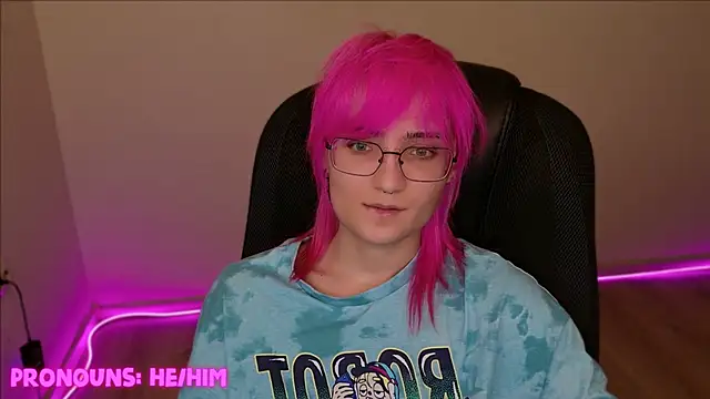 CuteYukiKun online show from 20, 12, 2024