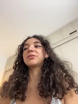 Snapshot of uniquerossie chatting on 12, 3, 2026 uniquerossie online show from 12, 3, 2026