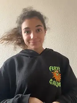 Snapshot of uniquerossie chatting on 9, 11, 2025 uniquerossie online show from 9, 11, 2025