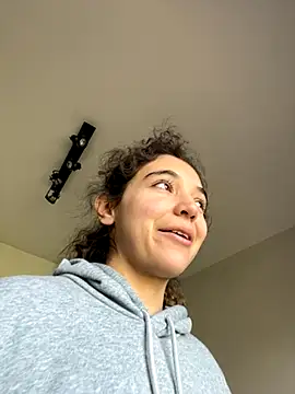 Snapshot of uniquerossie chatting on 10, 11, 2025 uniquerossie online show from 10, 11, 2025