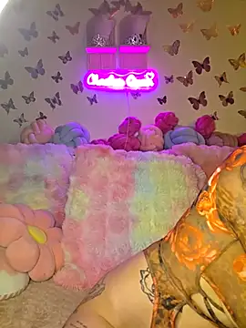 Chachou000 online show from 13, 2, 2026