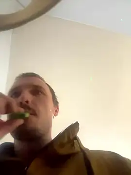 Snapshot of Tbone3390 chatting on 10, 1, 2026 Tbone3390 online show from 10, 1, 2026