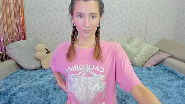 Snapshot of crystalnut chatting on 23, 1, 2025 crystalnut online show from 23, 1, 2025