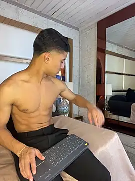 ALAN SANTHOS online show from 8, 11, 2025