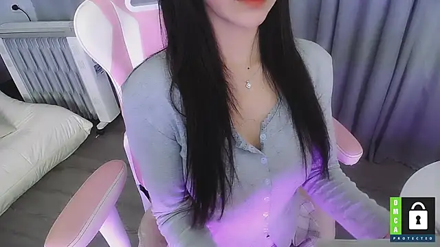 Snapshot of San___San chatting on 18, 1, 2026 San San online show from 18, 1, 2026