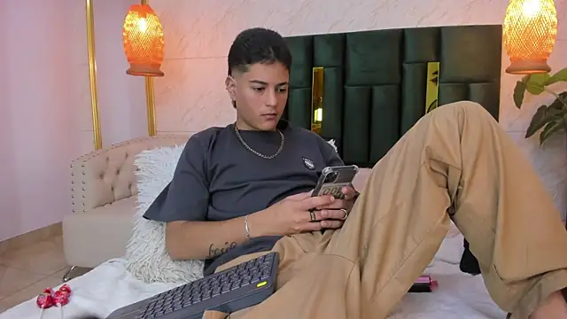 Levy Steve online show from 15, 11, 2025